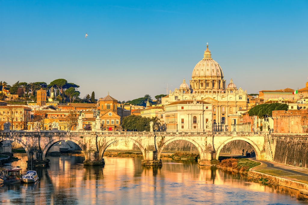 The Eternal capital city of Italy: Exploring Rome